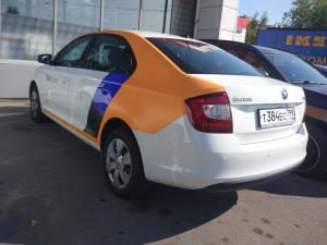 Яндекс Драйв Škoda Rapid