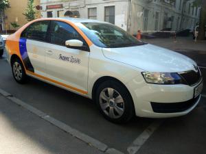 Яндекс Драйв Škoda Rapid