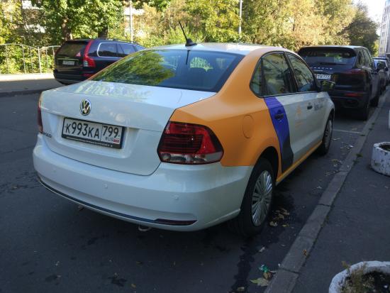 Volkswagen Polo от Яндекс Драйв